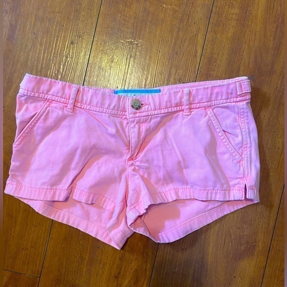 A&F light pink shorts size 2 m, waist 26 - Picture 1 of 4